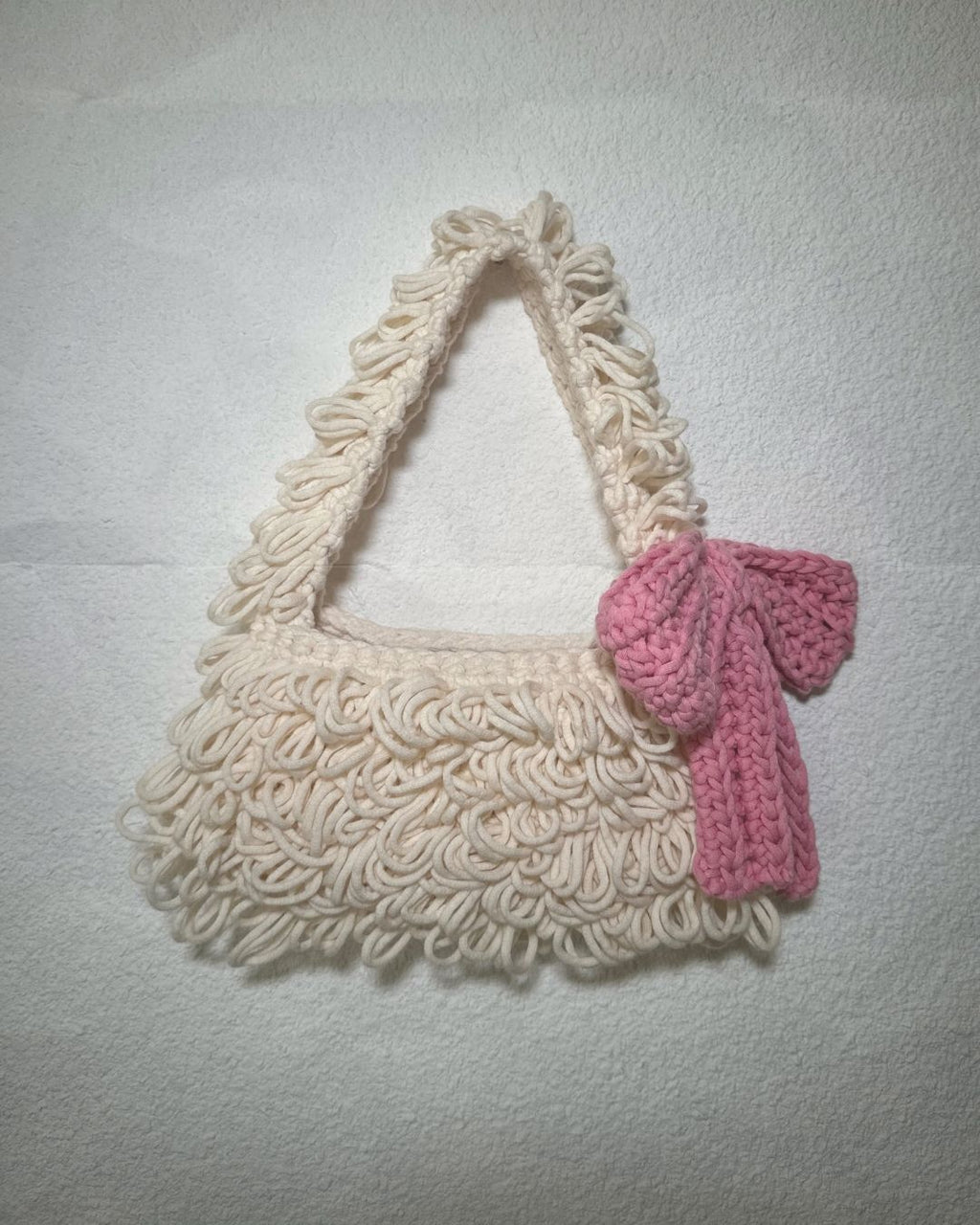 lucette 01 - furry baguette