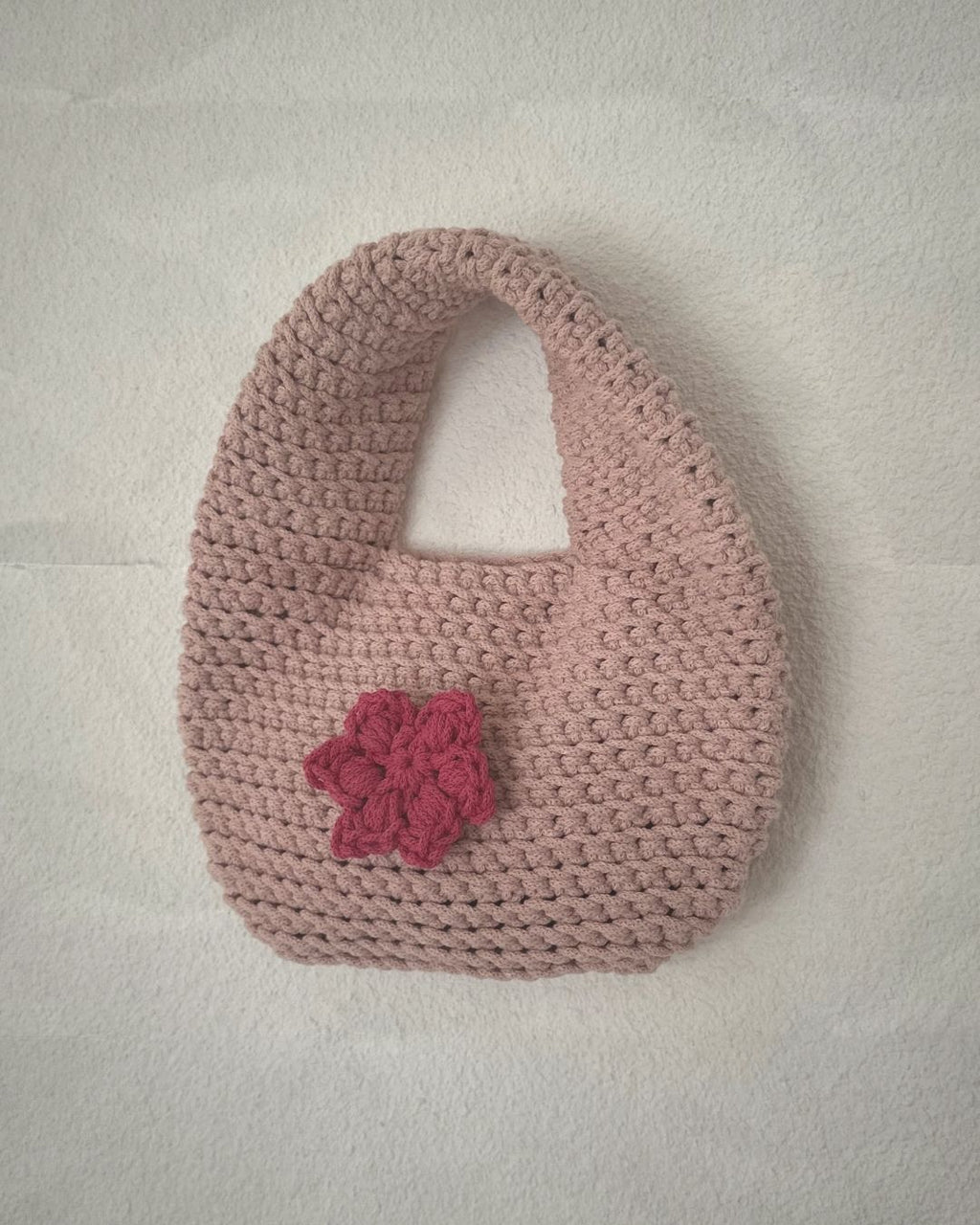 lucette 08 - circle croissant